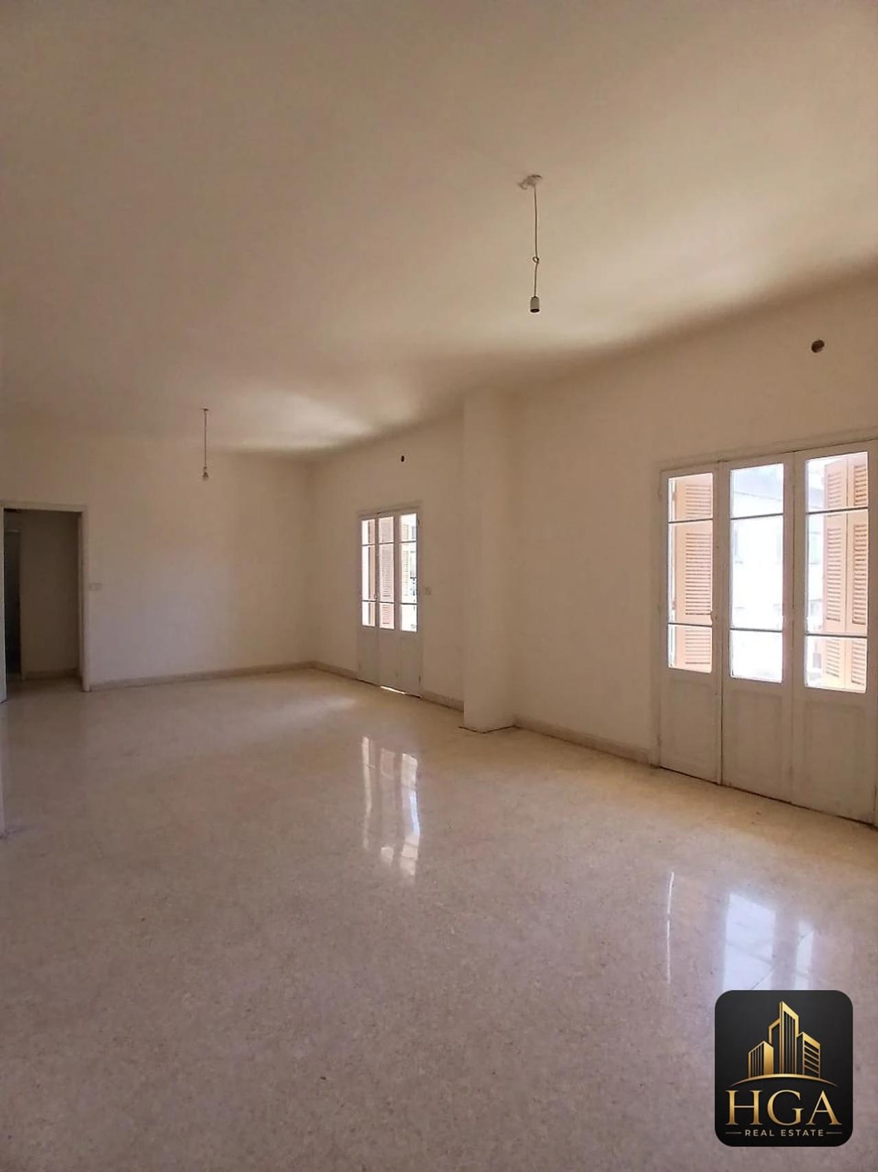 3-bedroom apartment for sale in Zouk Mikael — Photo 4 of 6