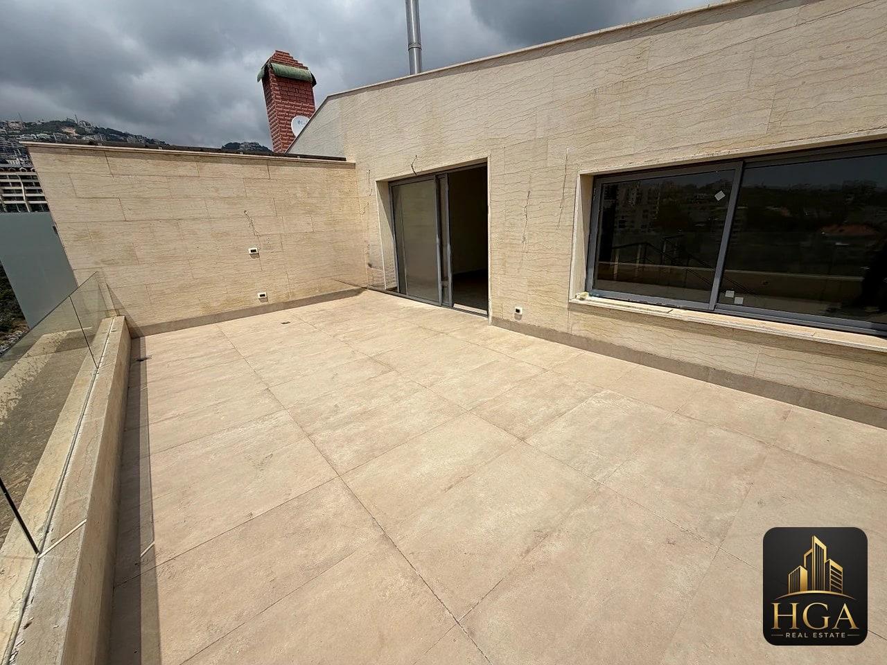 3-bedroom duplex for sale in Kfar Hbab — Photo 7 of 15