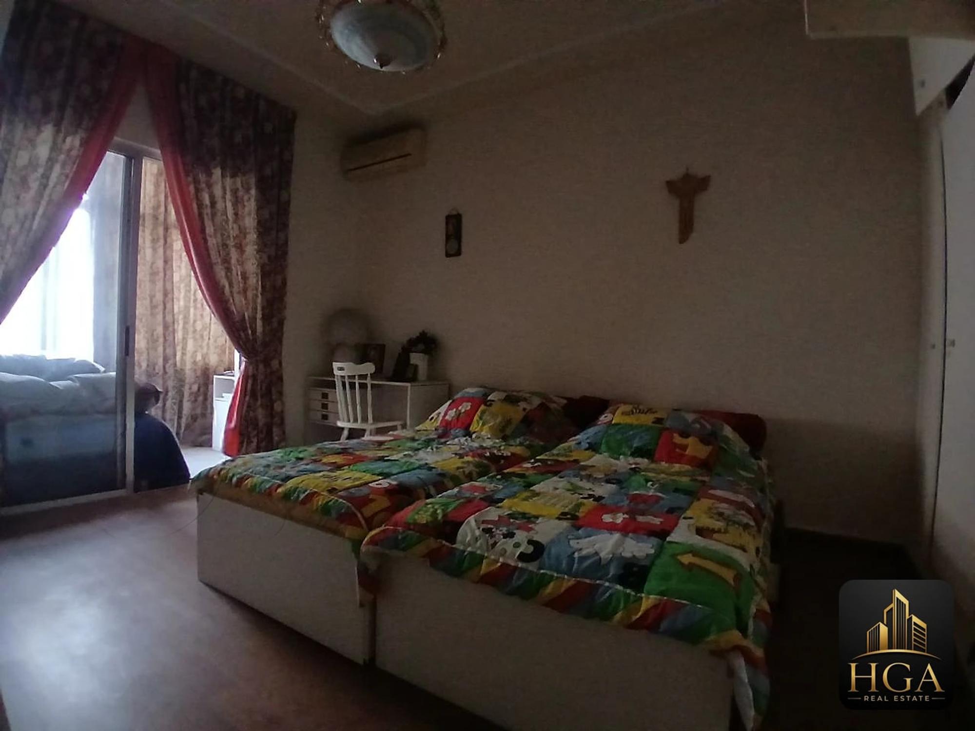 Photo 6 of 6