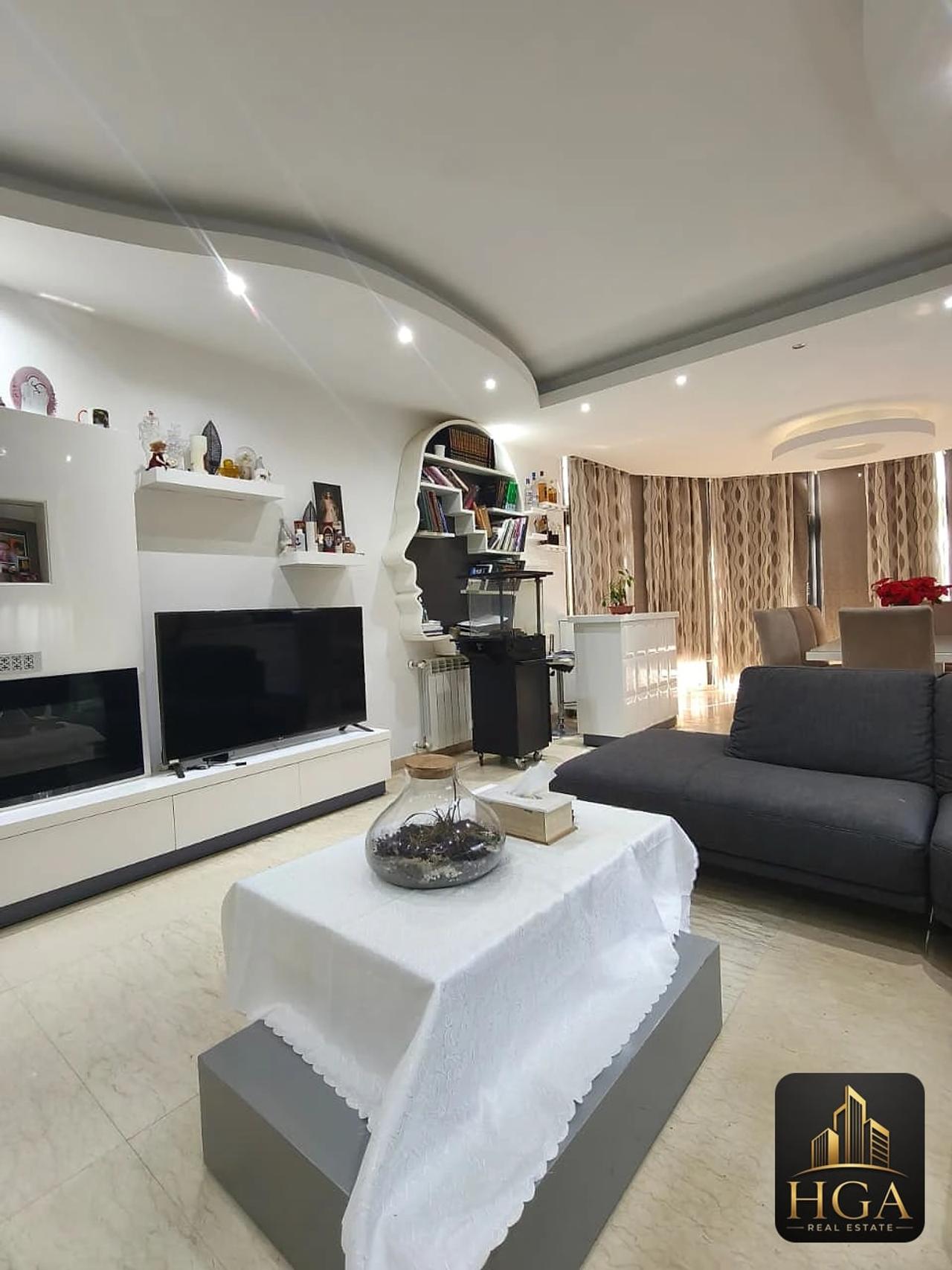 3-bedroom apartment for sale in Haret Sakher — Photo 3 of 9
