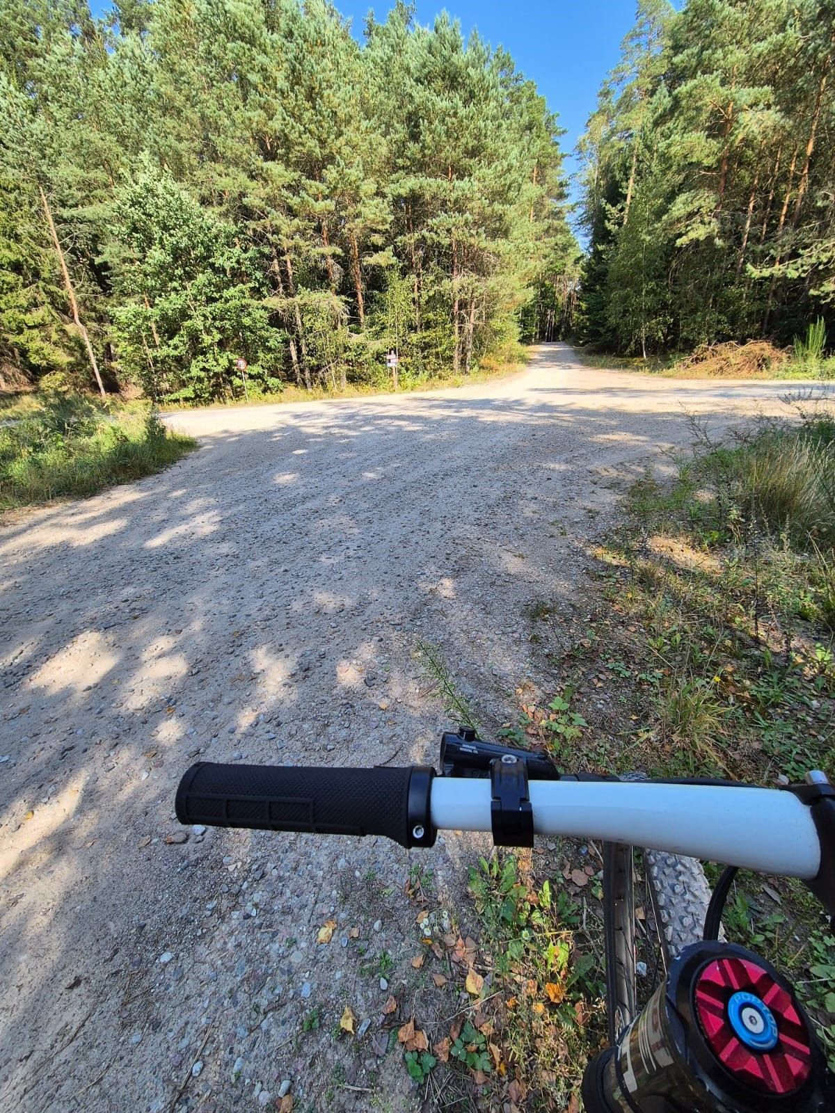 Nuda? Nie u nas! 5 pomysłów na aktywny dzień w okolicach Dęborogów (rowery, kolejka i labirynty).