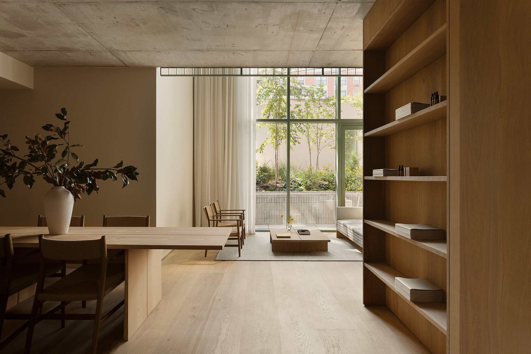 DinesenApartment_DavidThulstrup_NYC_1.jpg