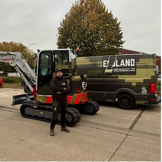 Eland vakman voor de bedrijfswagen en minigraver