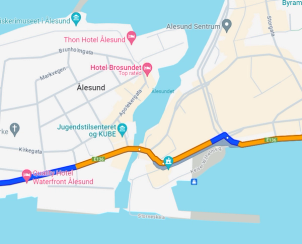 Trafikk i Ålesund sentrum, bilde frå Google 21.11.2023 kl 08:30