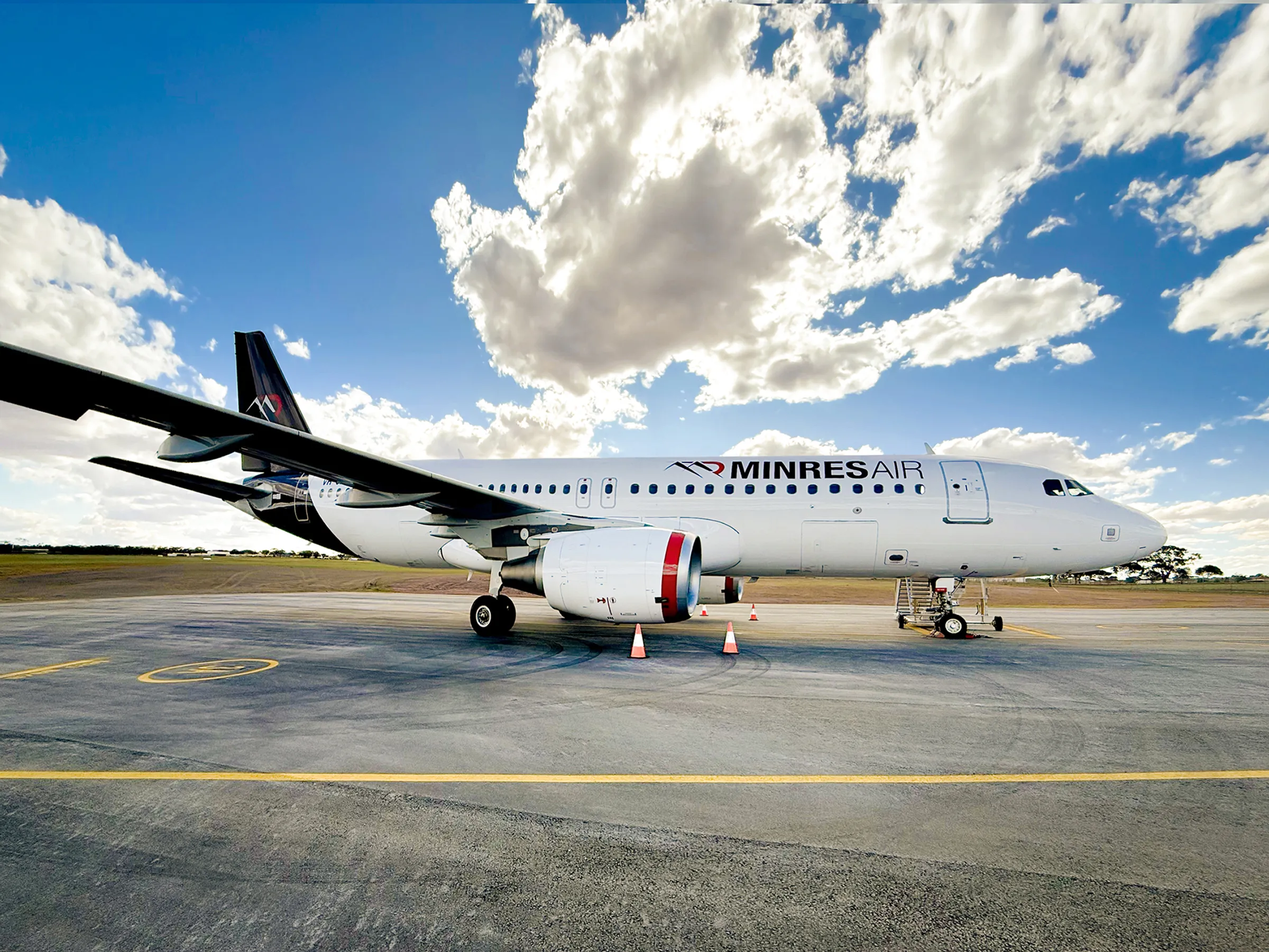 MinRes Air aircraft at Kalgoorlie-Boulder Airport