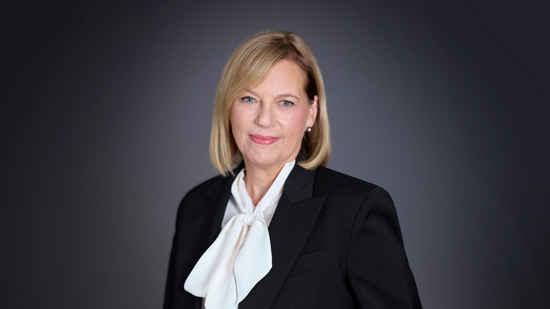 Susan Ferrier headshot