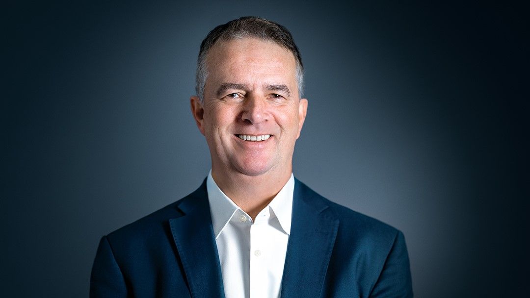 Ross Carroll headshot