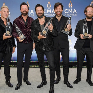 Holler Country Music