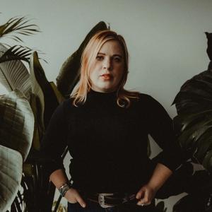 Holler Country Music