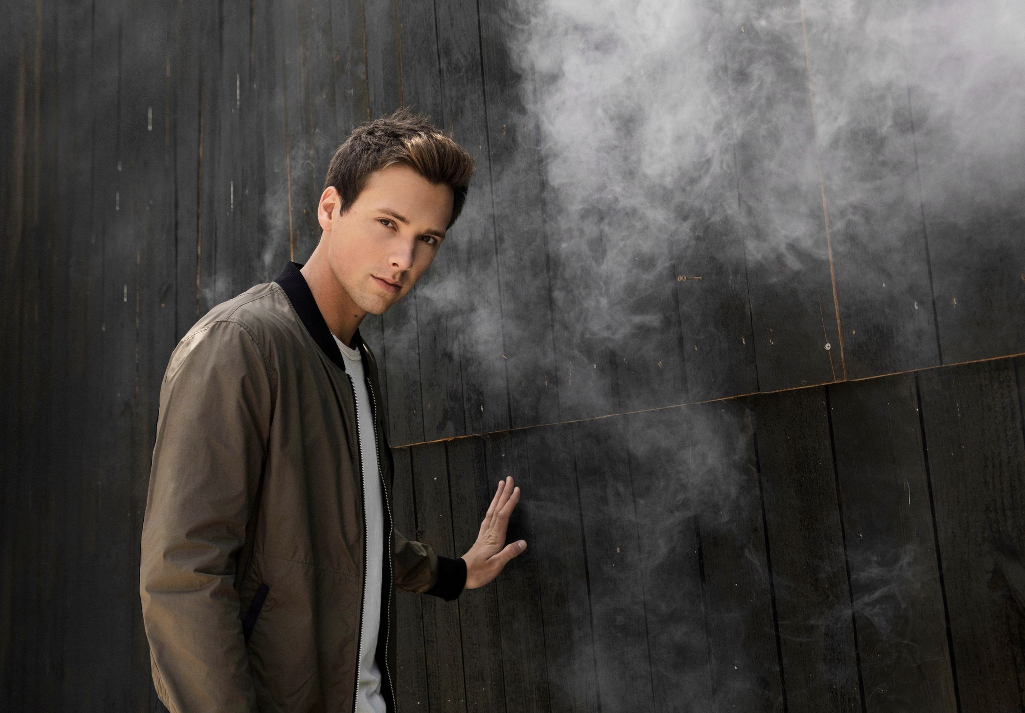 Artist - Noah Schnacky 2