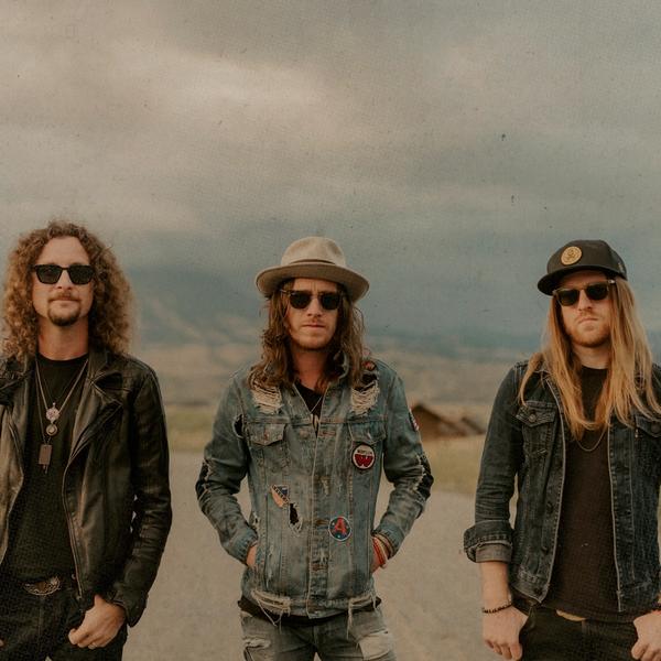 Holler Country Music