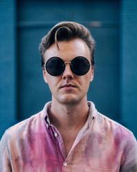 Holler Country Music