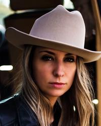 Holler Country Music