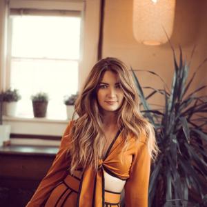 Holler Country Music