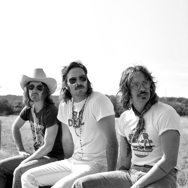 Holler Country Music