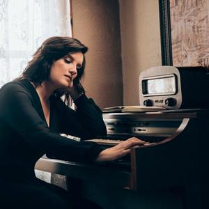 Brandy Clark Country Singer