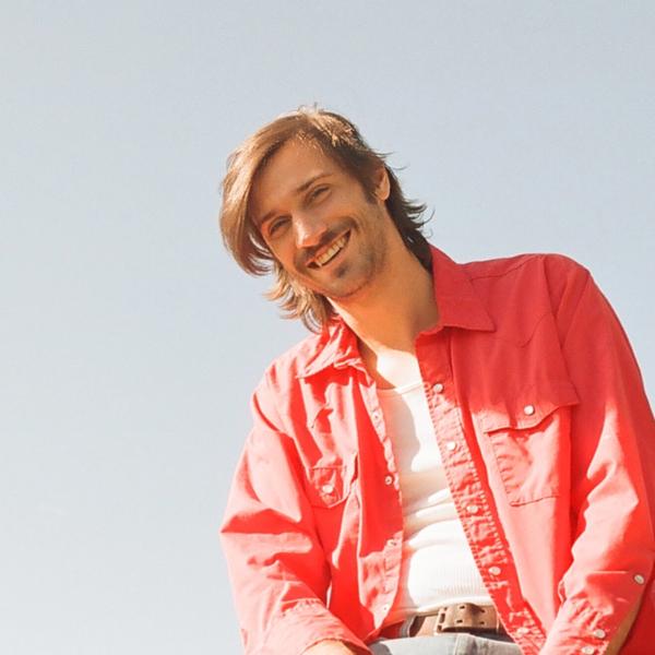 Holler Country Music