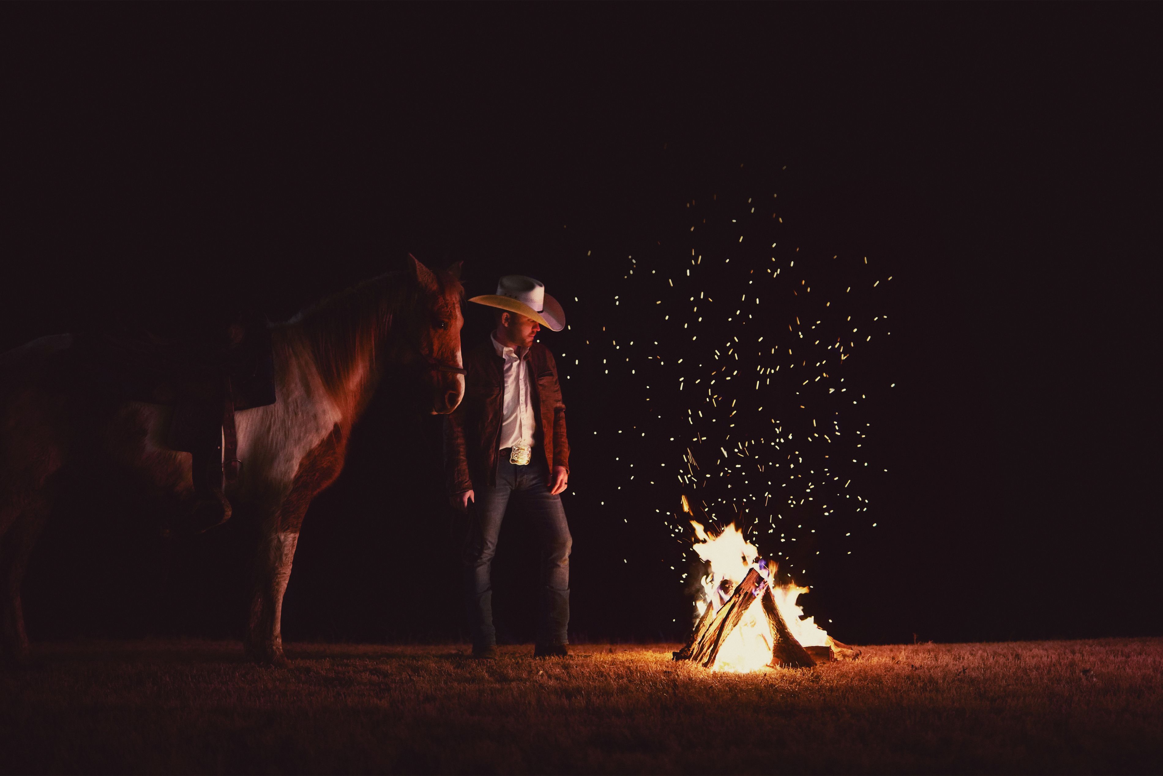 Holler Country Music