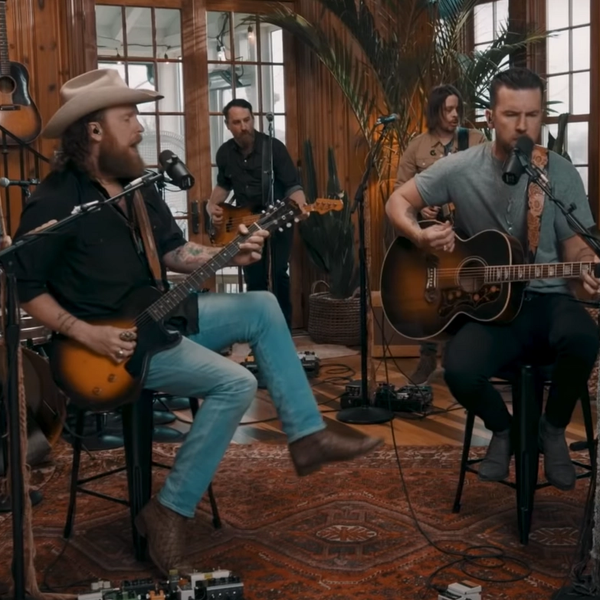 Holler Country Music