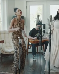 Holler Country Music