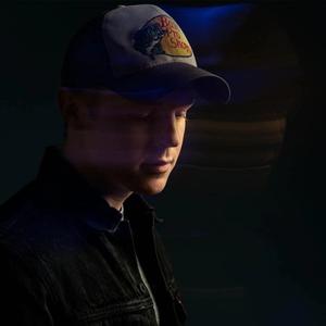 Holler Country Music