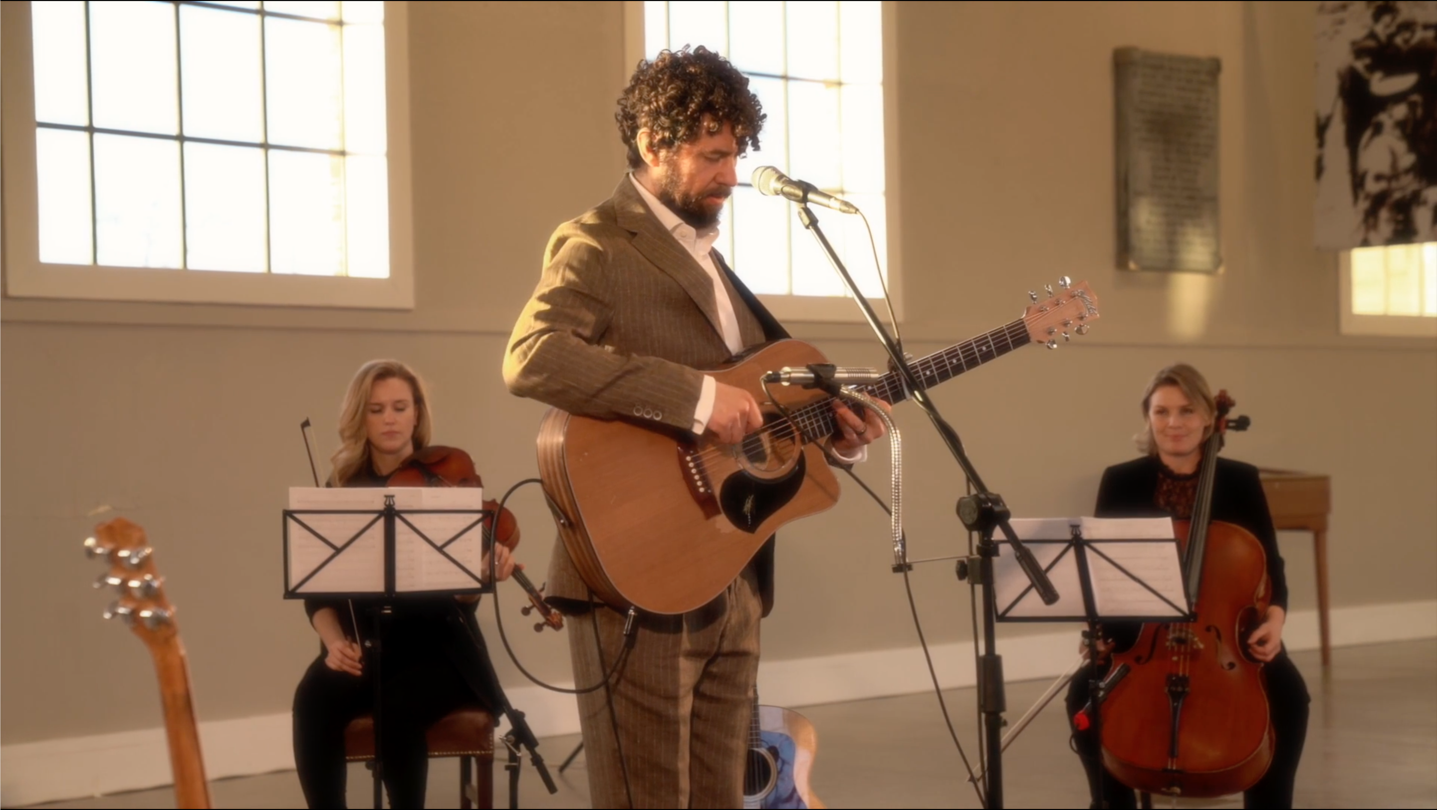 Artist - Declan O'Rourke