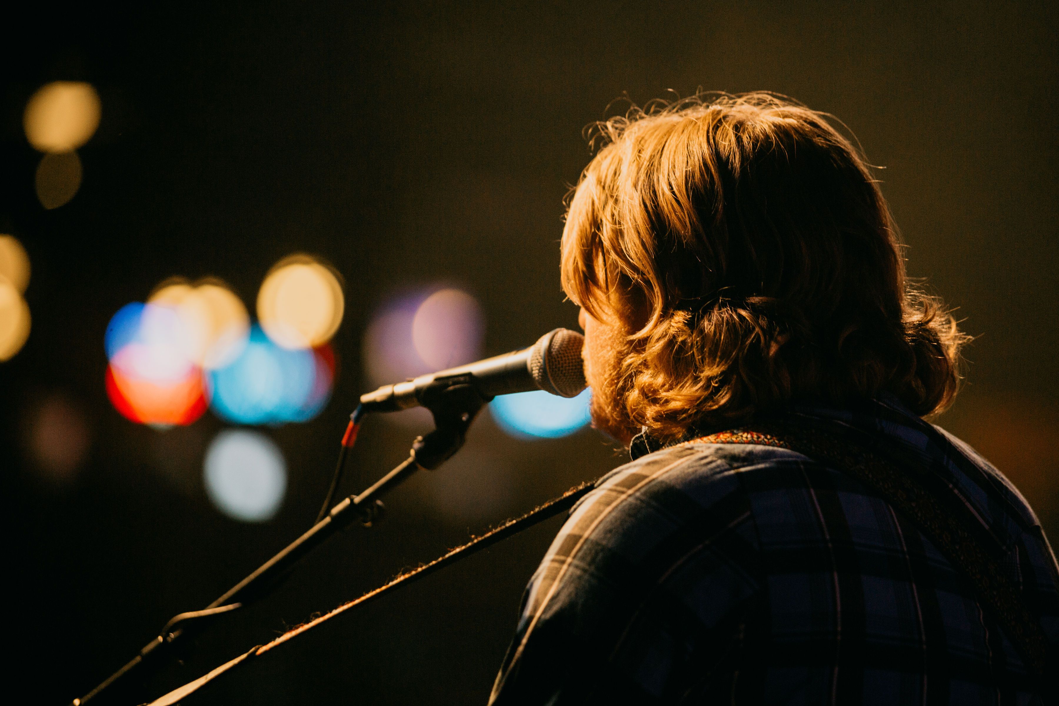 Holler Country Music