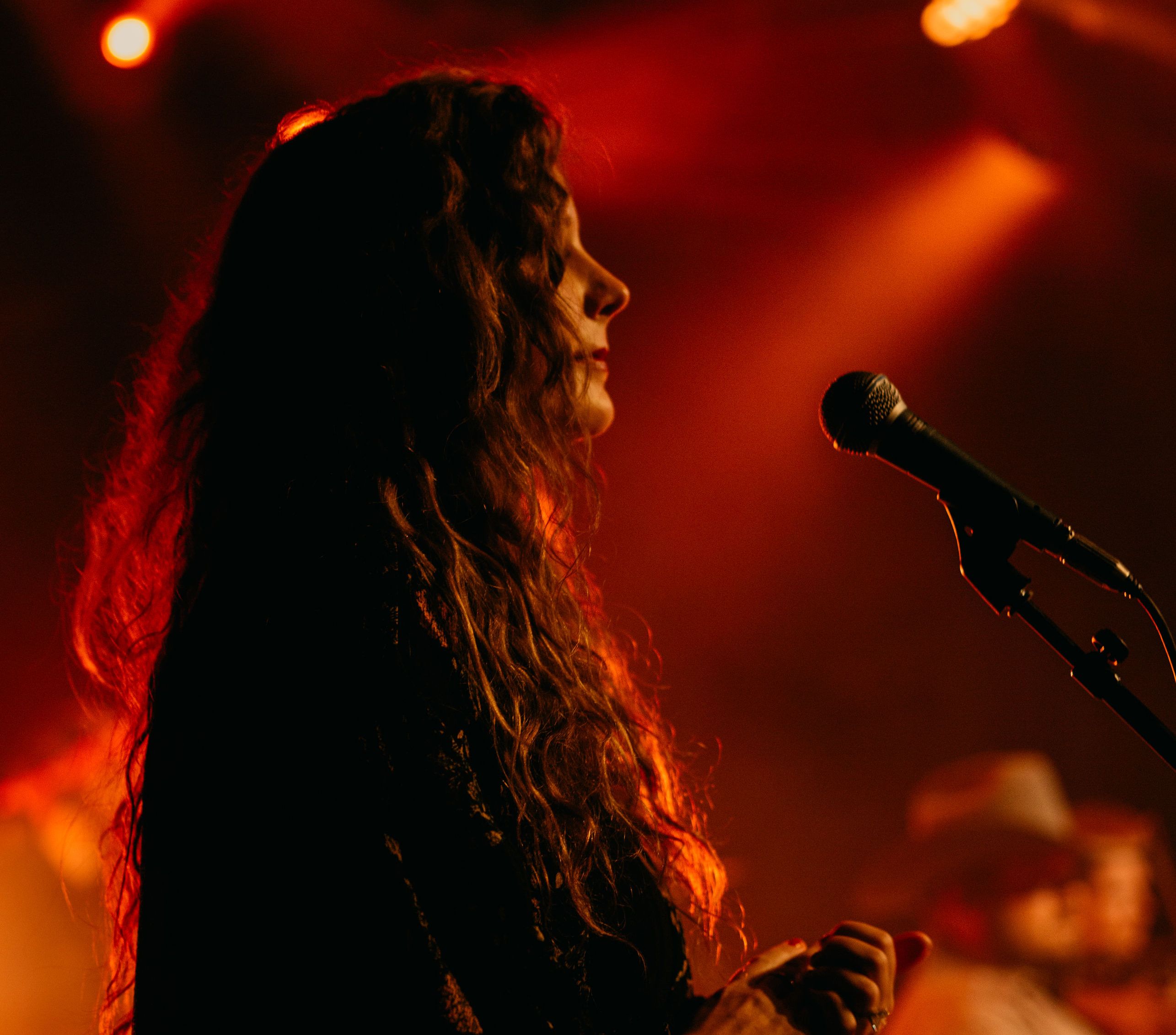 Holler Country Music