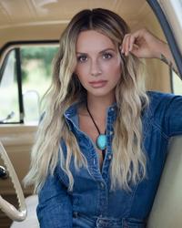 Artist - Carly Pearce 1