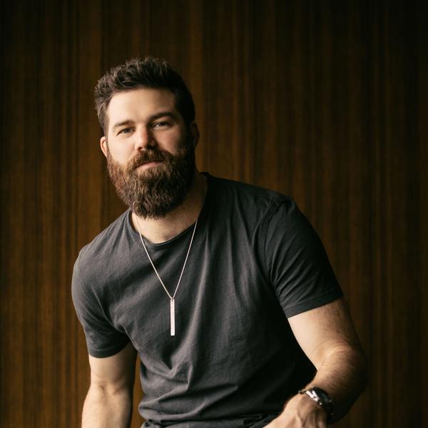 Holler Country Music