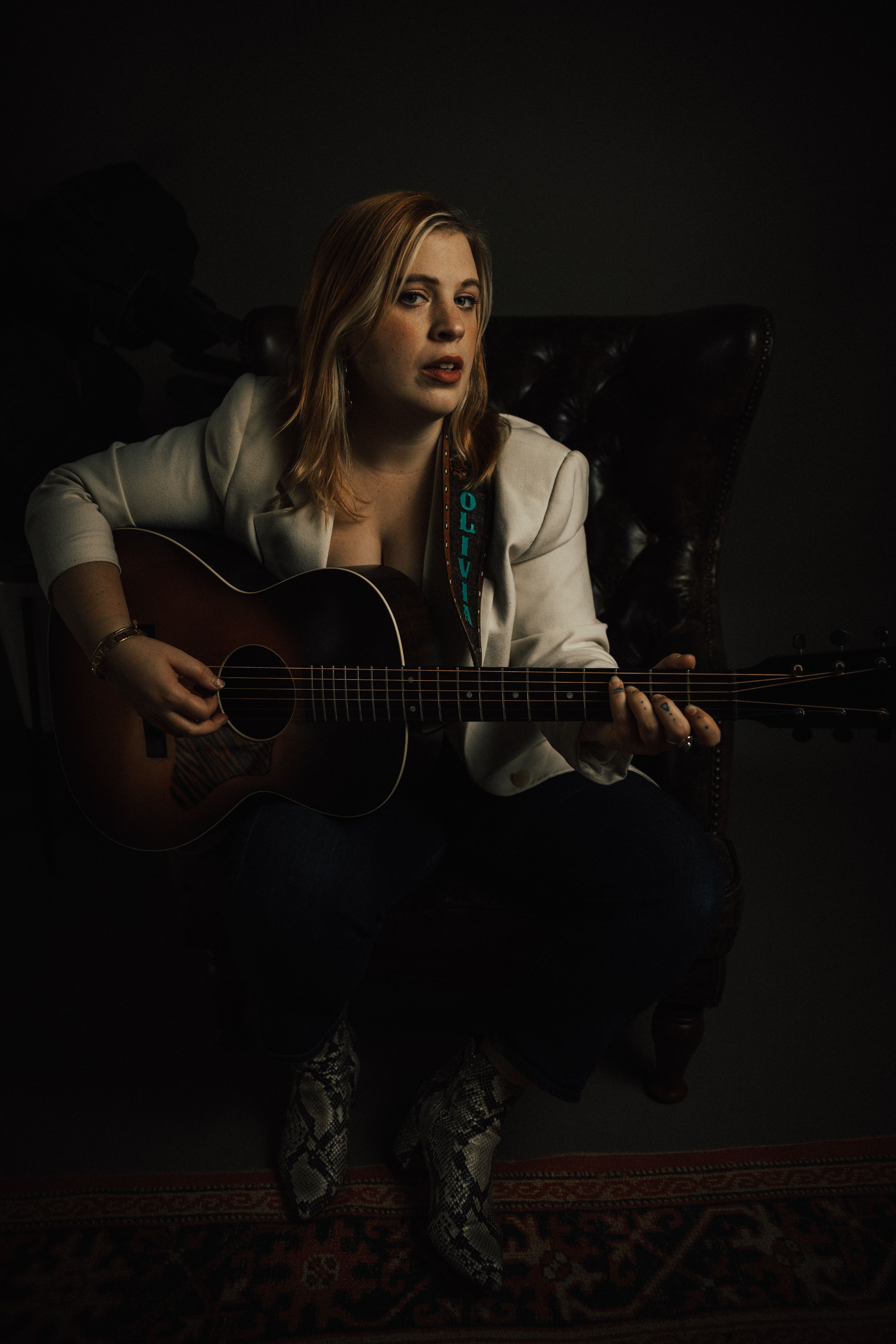 Holler Country Music