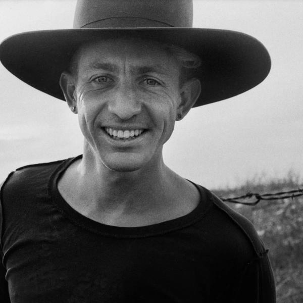 Holler Country Music