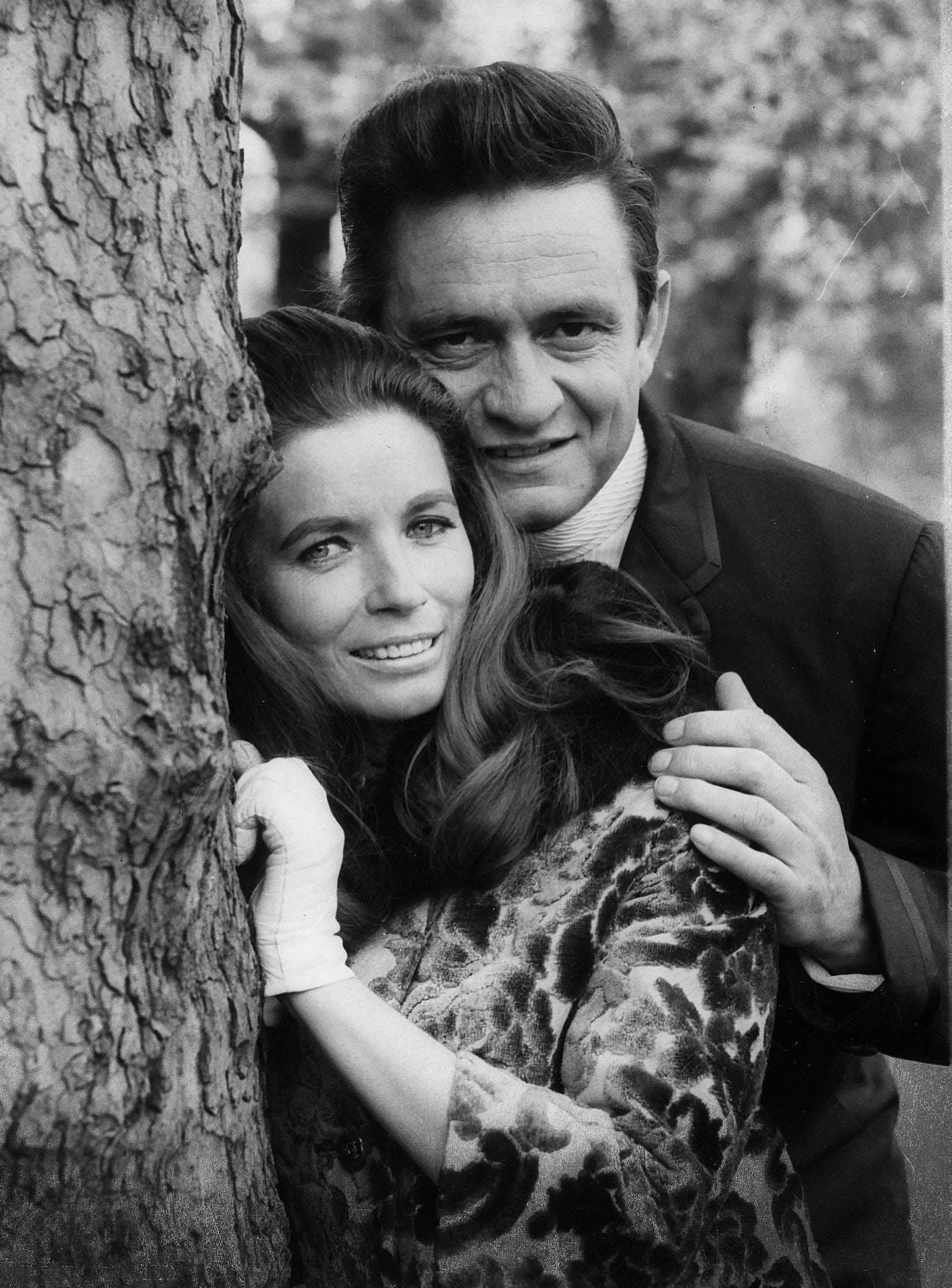 Johnny Cash & June Carter