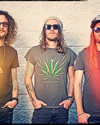 Holler Country Music