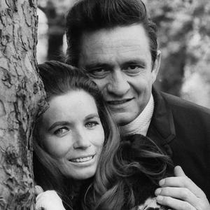 Holler Country Music