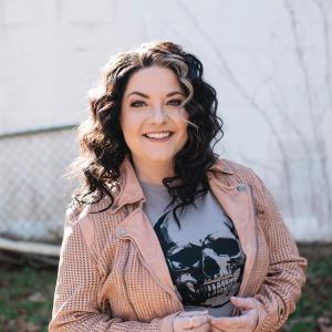 Artist - Ashley McBryde 1