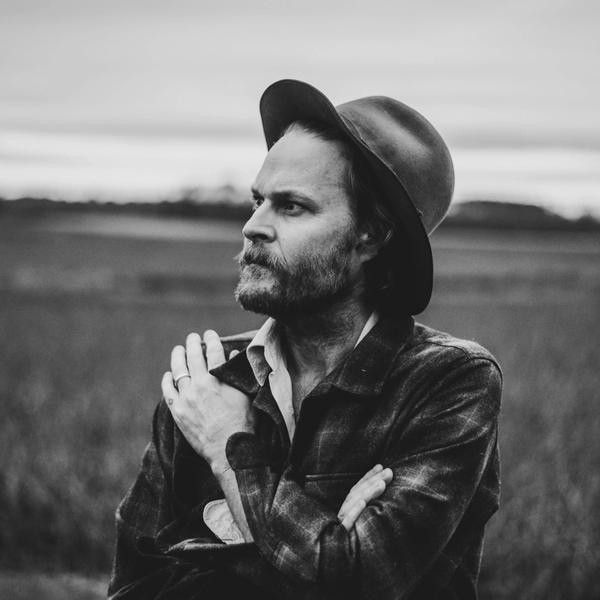Photo of Americana artist hiss golden messenger