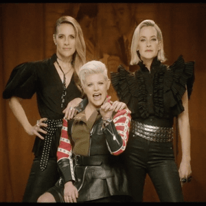 Holler Country Music