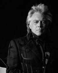 Holler Country Music