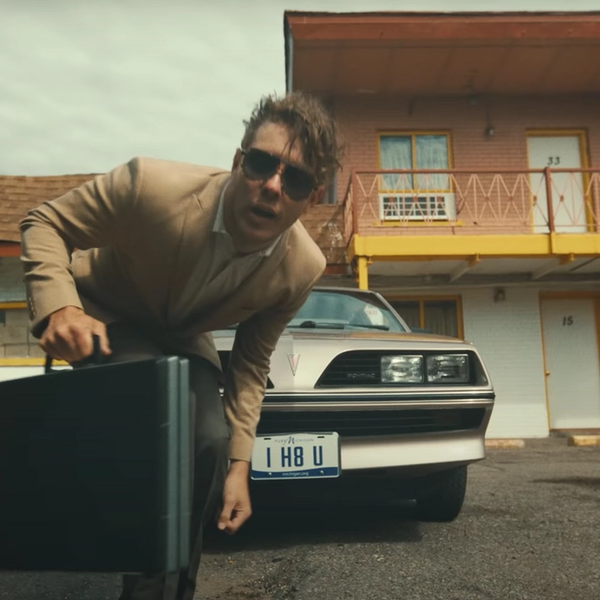 Holler Country Music