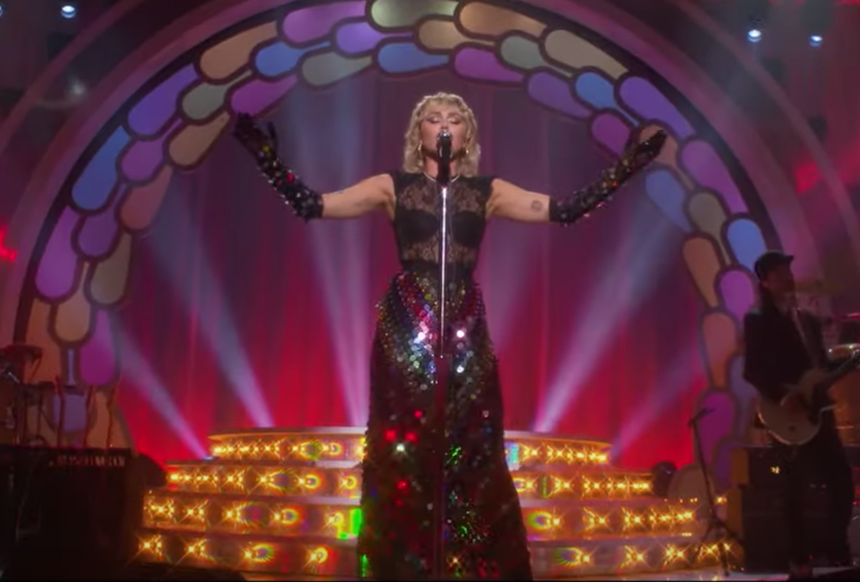 Holler Country Music