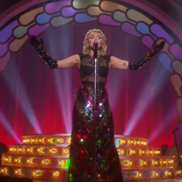 Holler Country Music