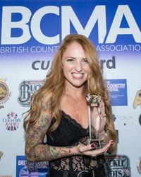 Holler Country Music