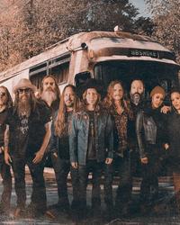 Holler Country Music