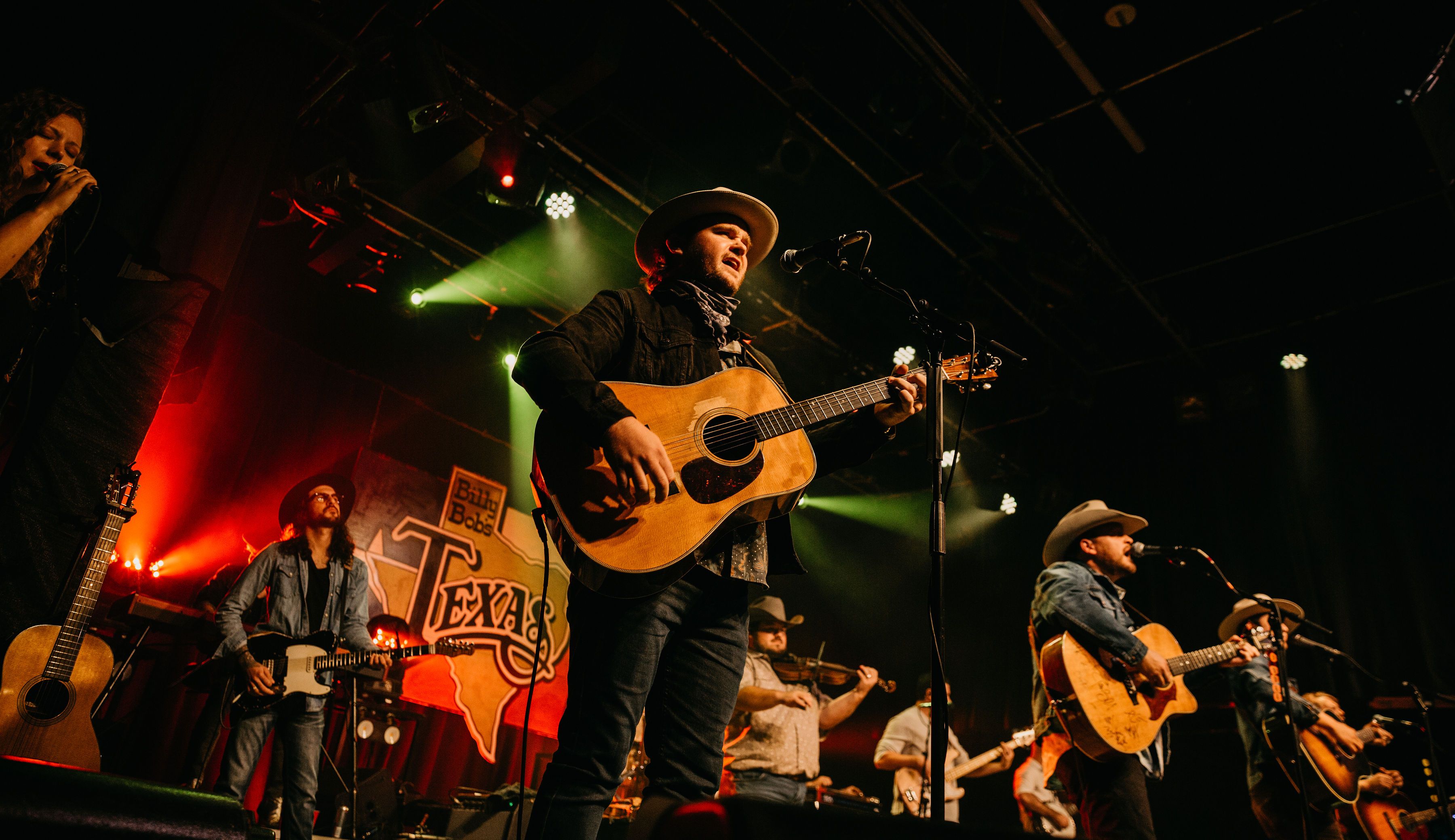 Holler Country Music