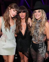 Artist - Taylor Swift, Ella Langley & Lainey Wilson 1