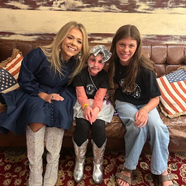 Anne Wilson, Annzie & Harper at Opry St Jude Night