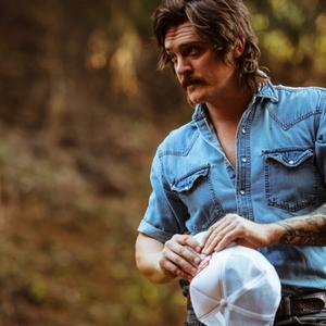 Holler Country Music