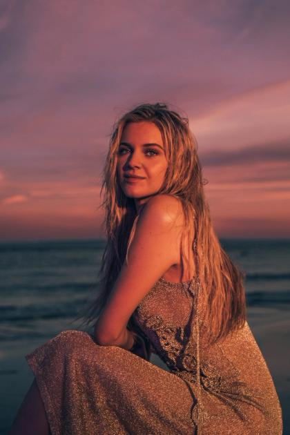 Kelsea Ballerini Releases Official Music Video for ‘First Rodeo