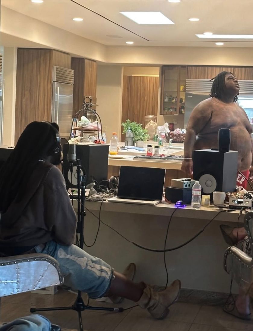 <p>Artist - Shaboozey & BigXthaPlug 2</p>